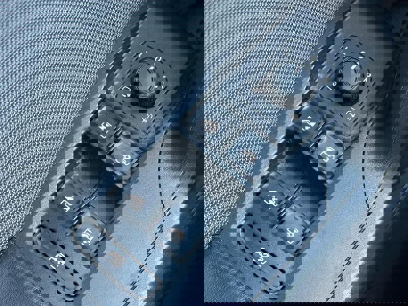 Image Seat LEON 2.0 TDI 116 Style Leds GPS Bluetooth ACC Clim auto  Gtie 1 an 